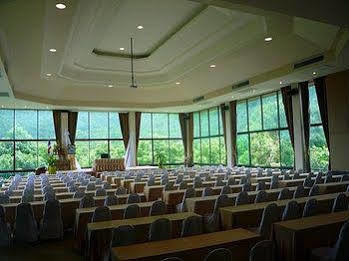 Hillside Country Home Golf & Resort Kabin Buri 외부 사진
